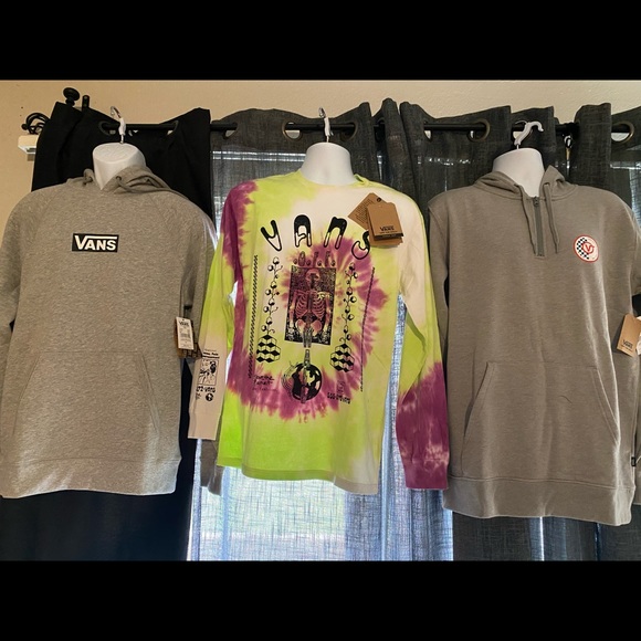 Vans - Picture 1 of 2